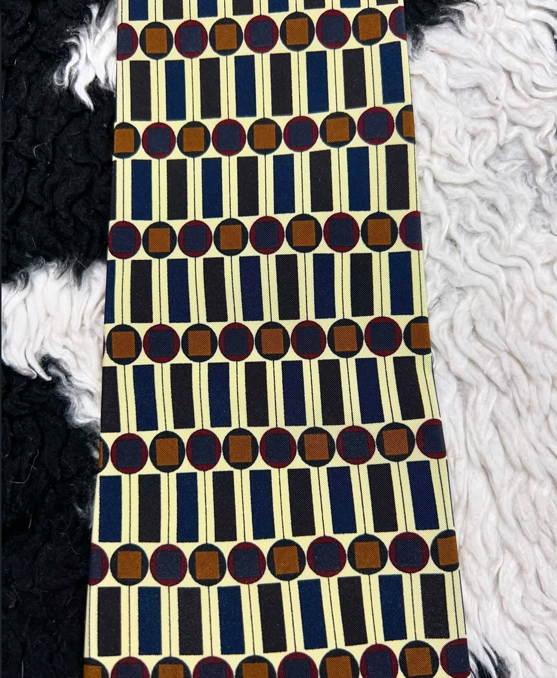Brown Geometric Tie
