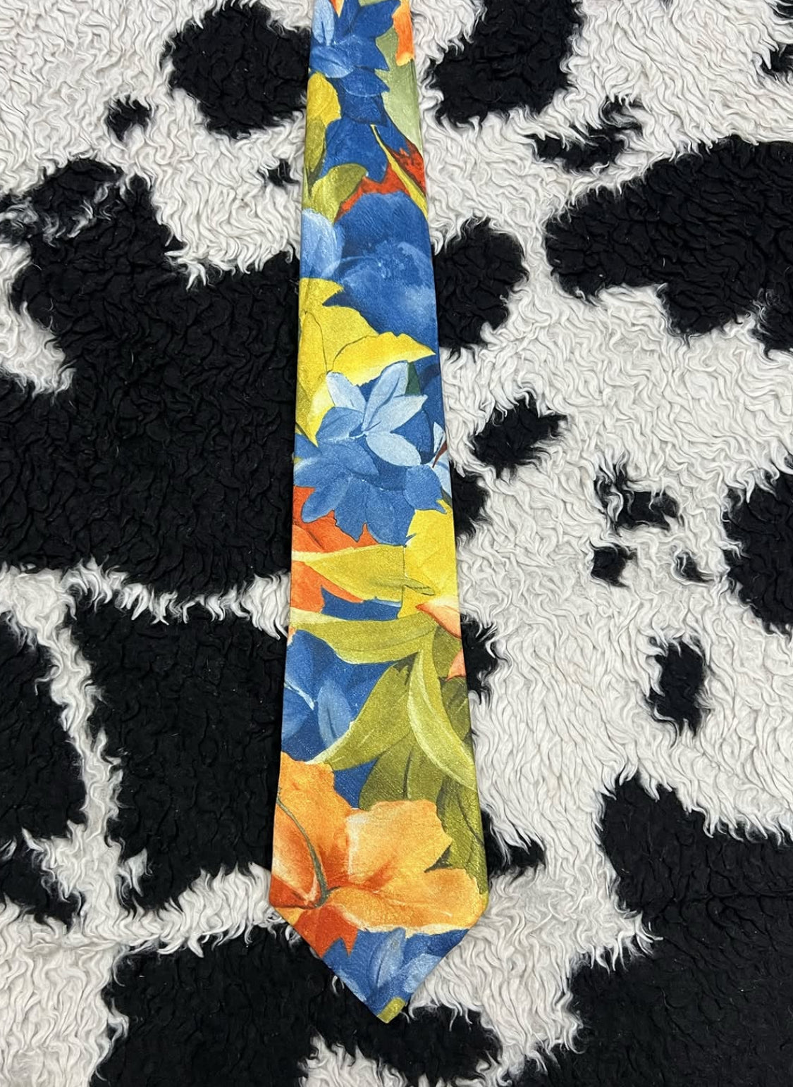 Jonelle Floral Tie