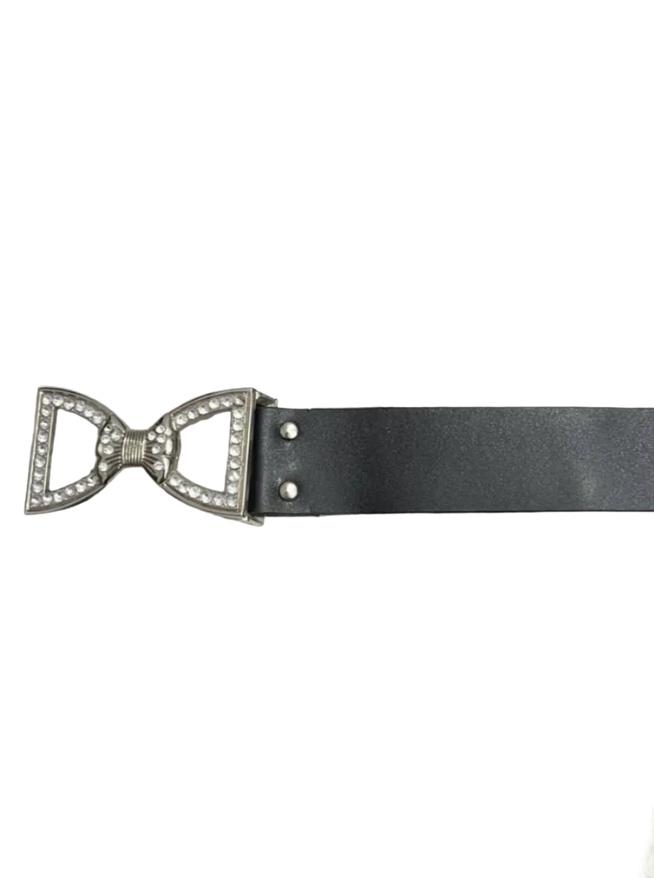 Bow-Studded Belt