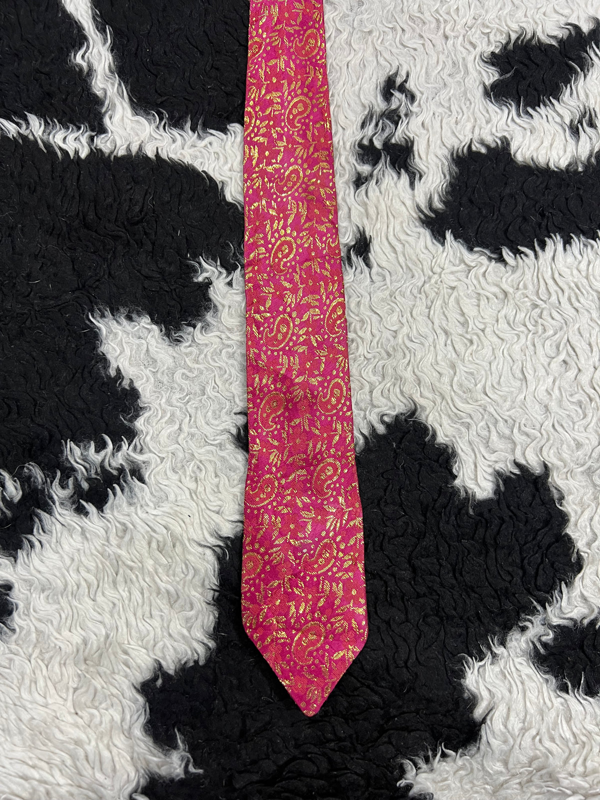 Narrow Hot Pink & Golden Paisley Tie