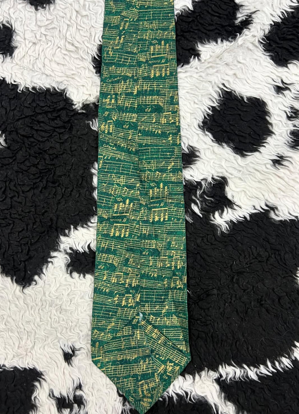 Green Musical Sheet Tie