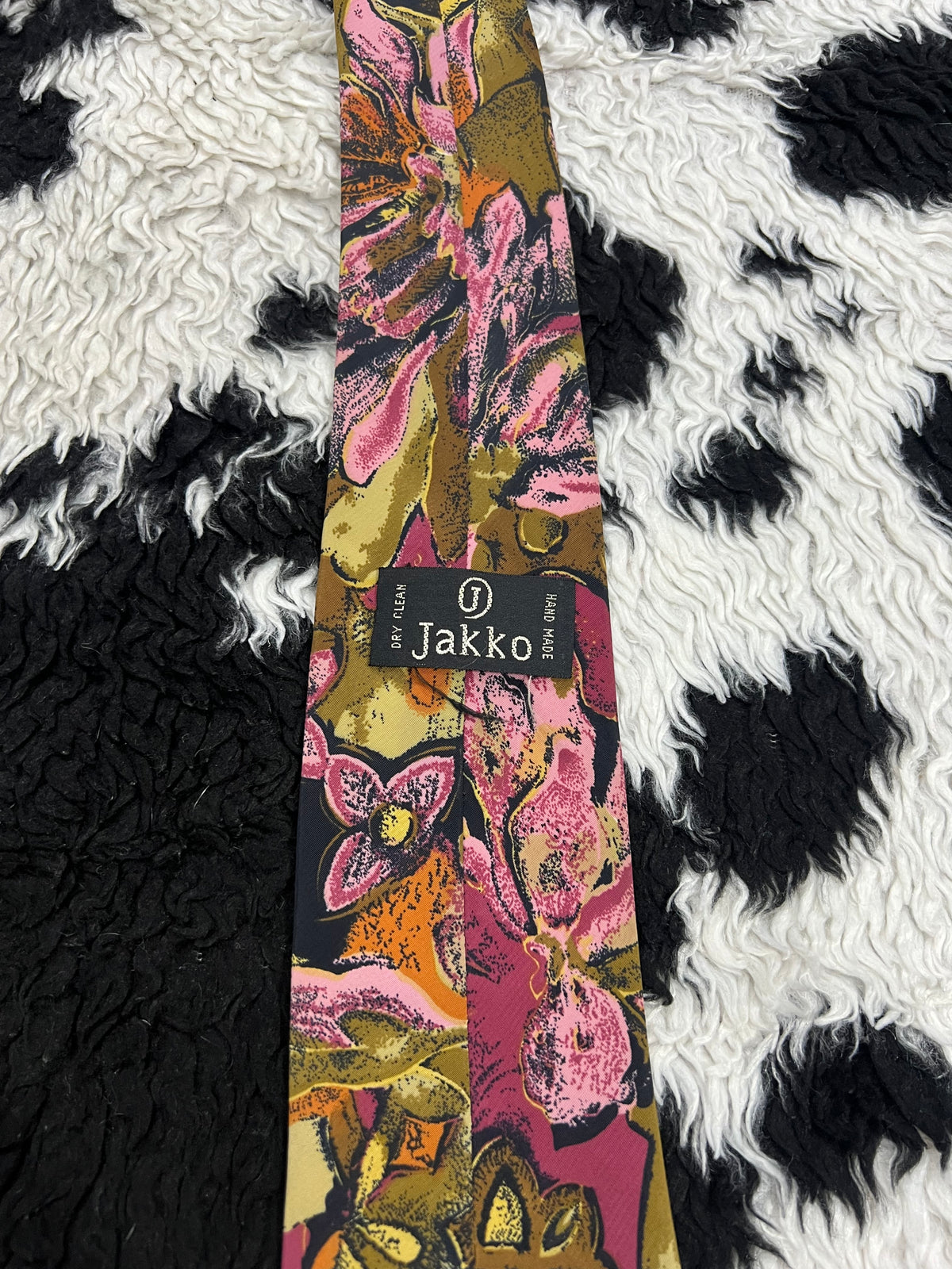 Jakko Pink Floral Tie