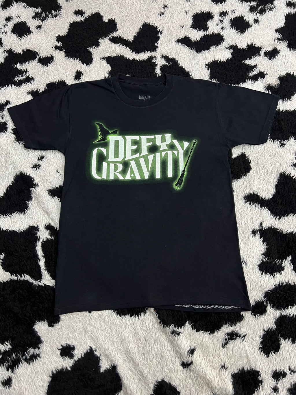 Wicked "Defy Gravity" Tee (Medium)