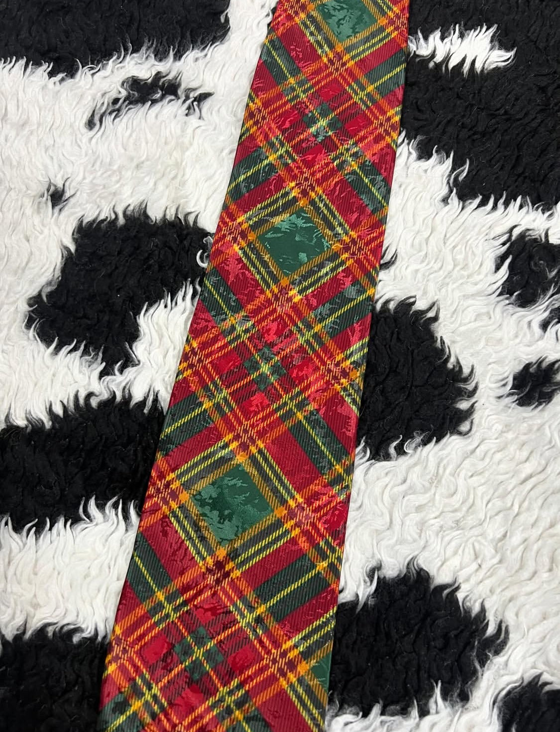 Hollyvogue Red & Green Plaid Tie