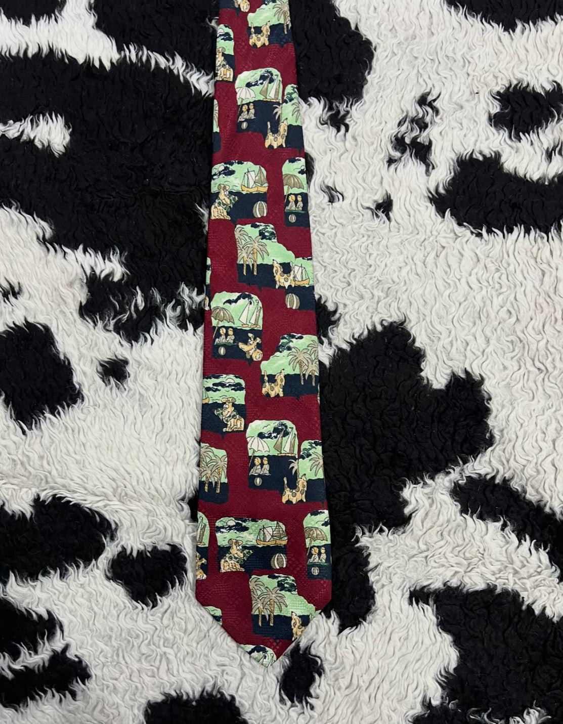 Dog at the Beach Tie