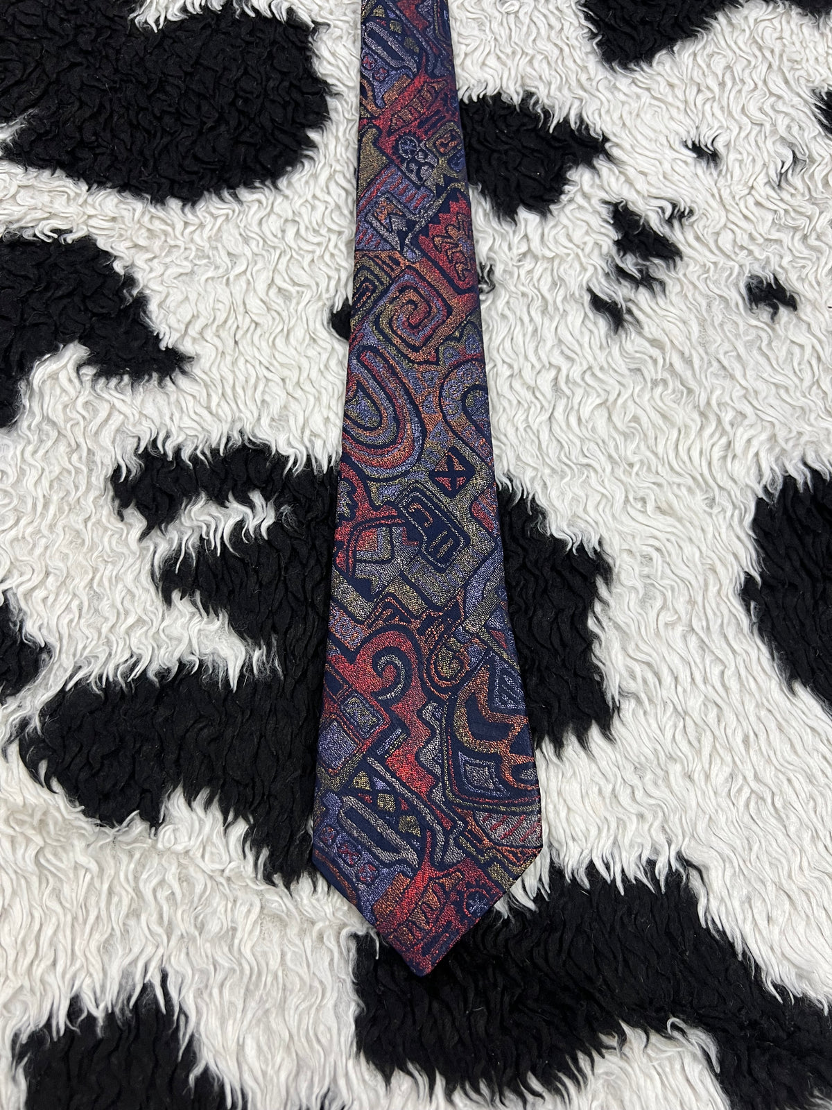 Abstract Patterned Embroidered Narrow Tie