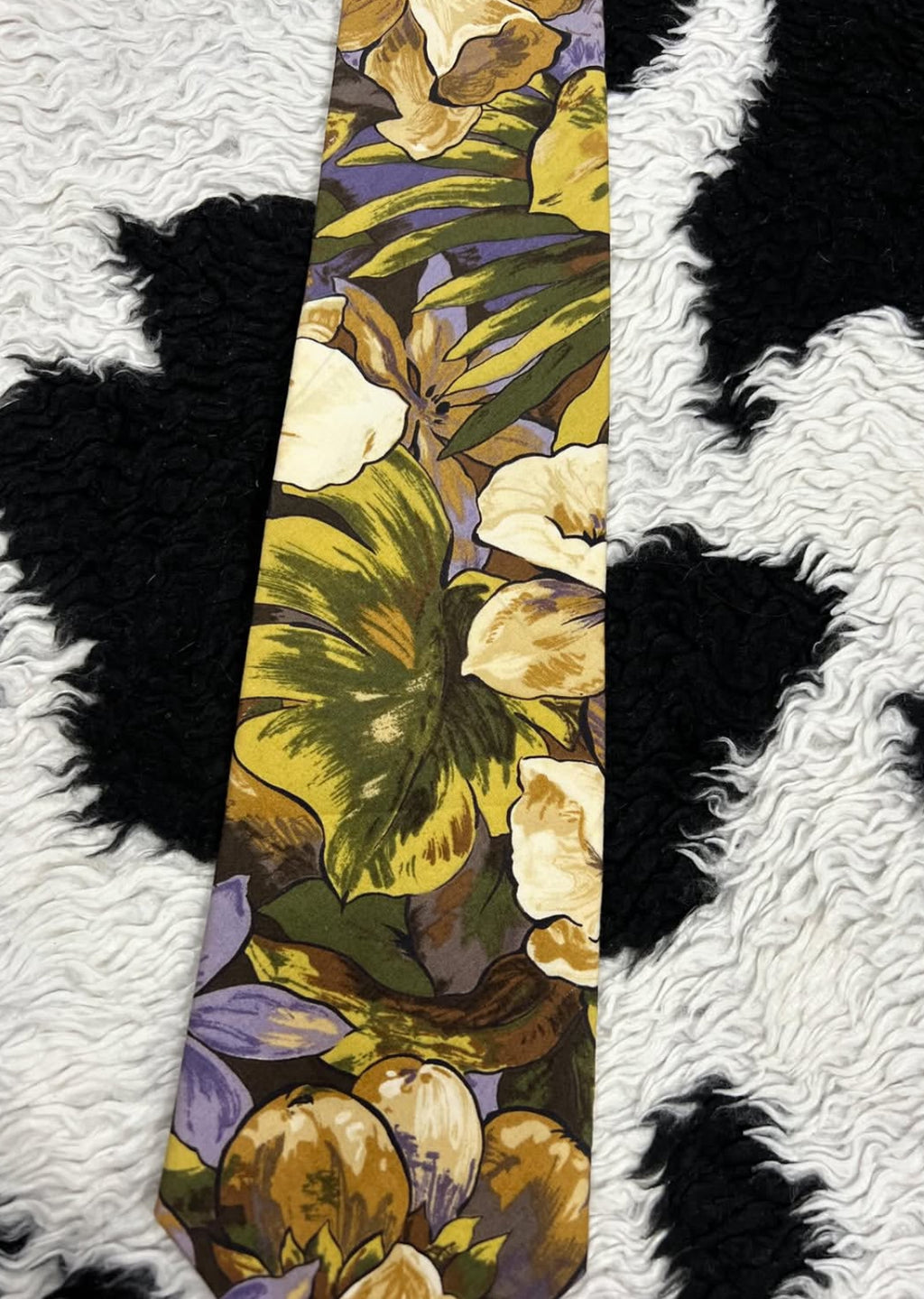 West Indies Floral Tie