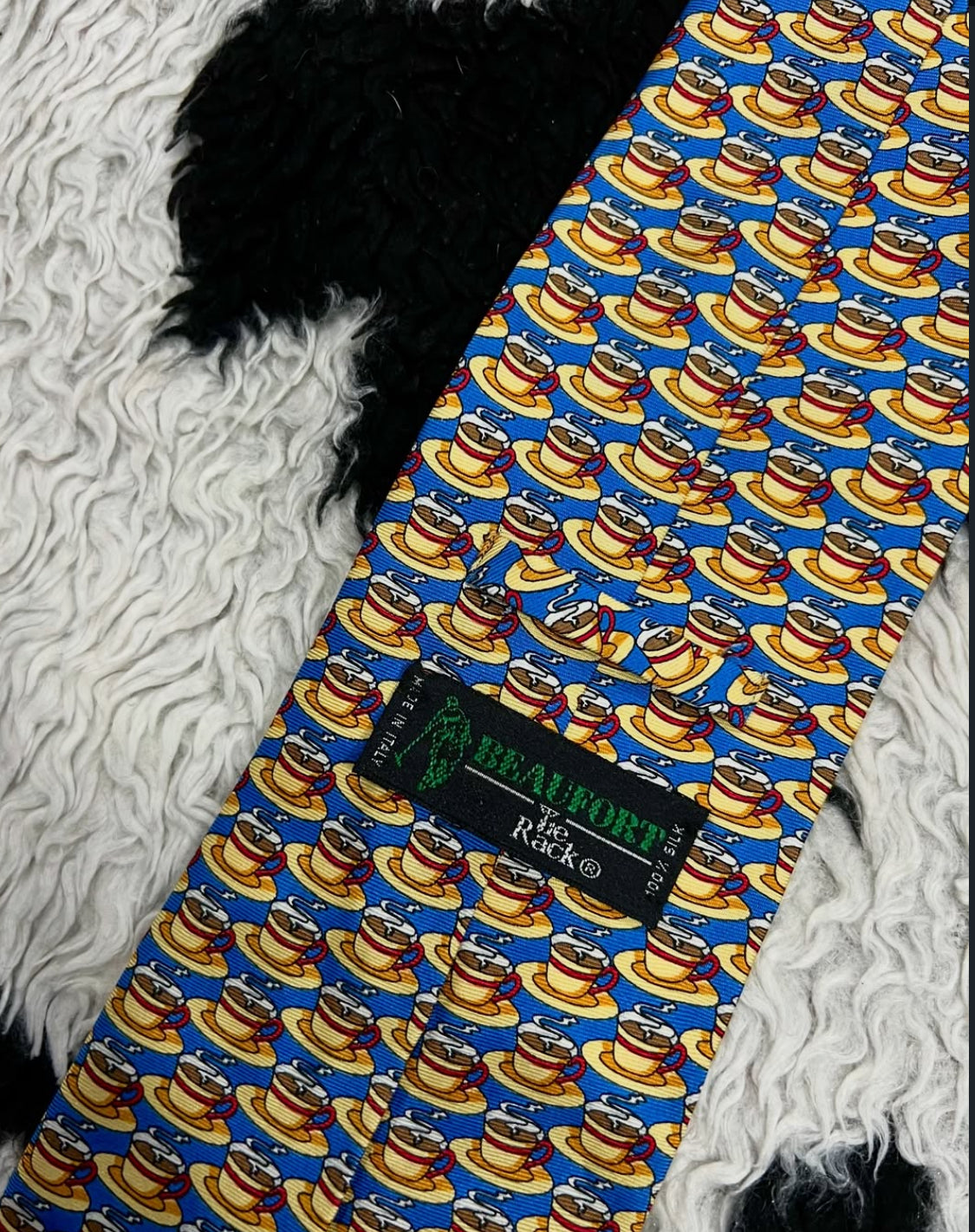 Cups Of Tea Tie