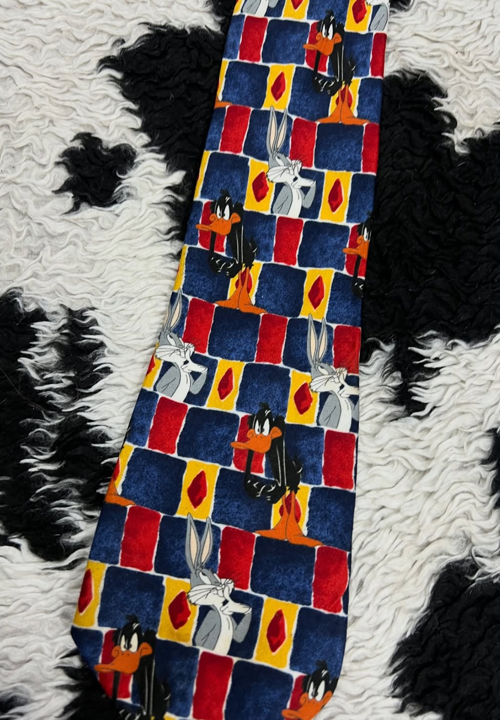 Bugs Bunny & Daffy Duck Tie