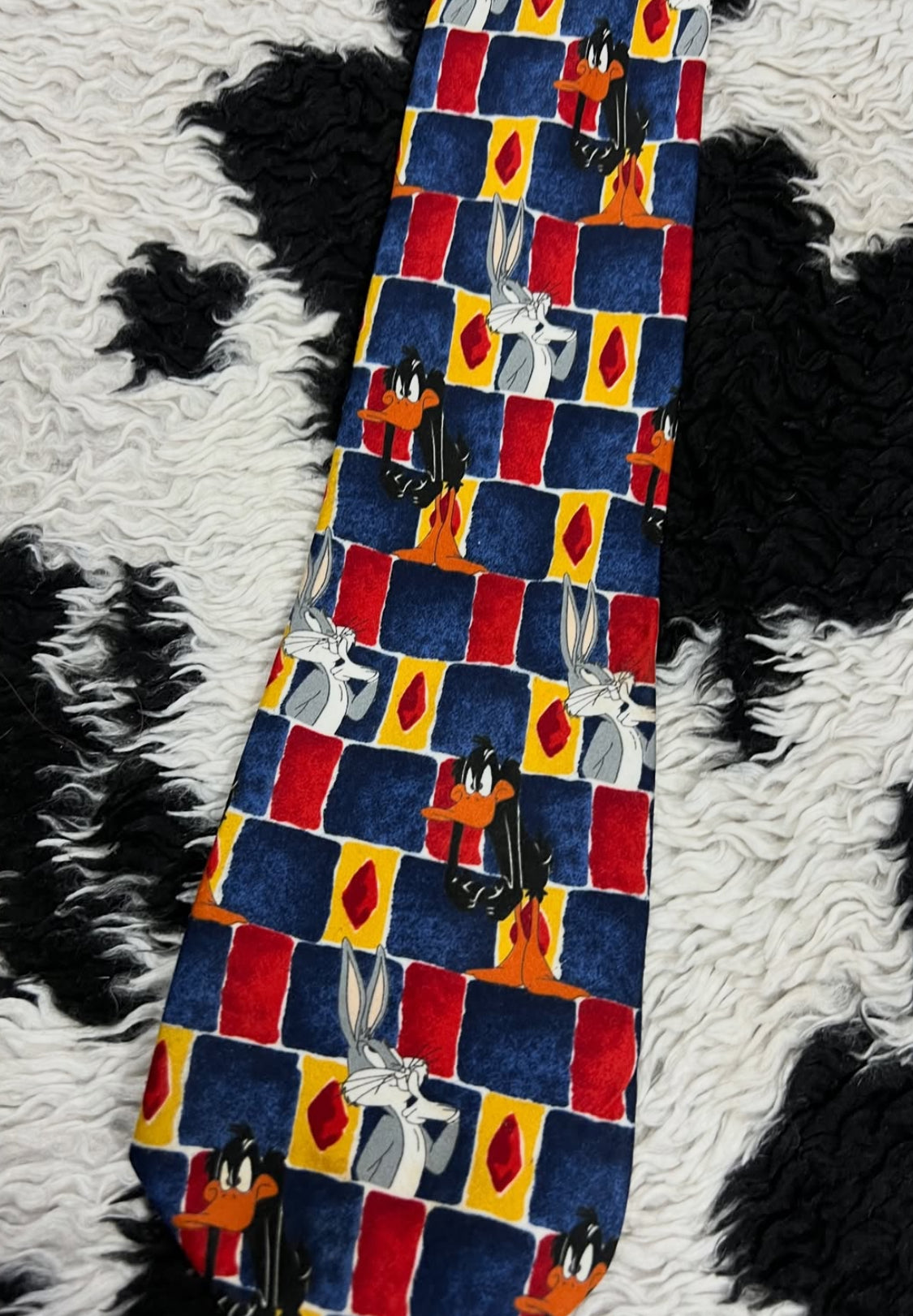 Bugs Bunny & Daffy Duck Tie