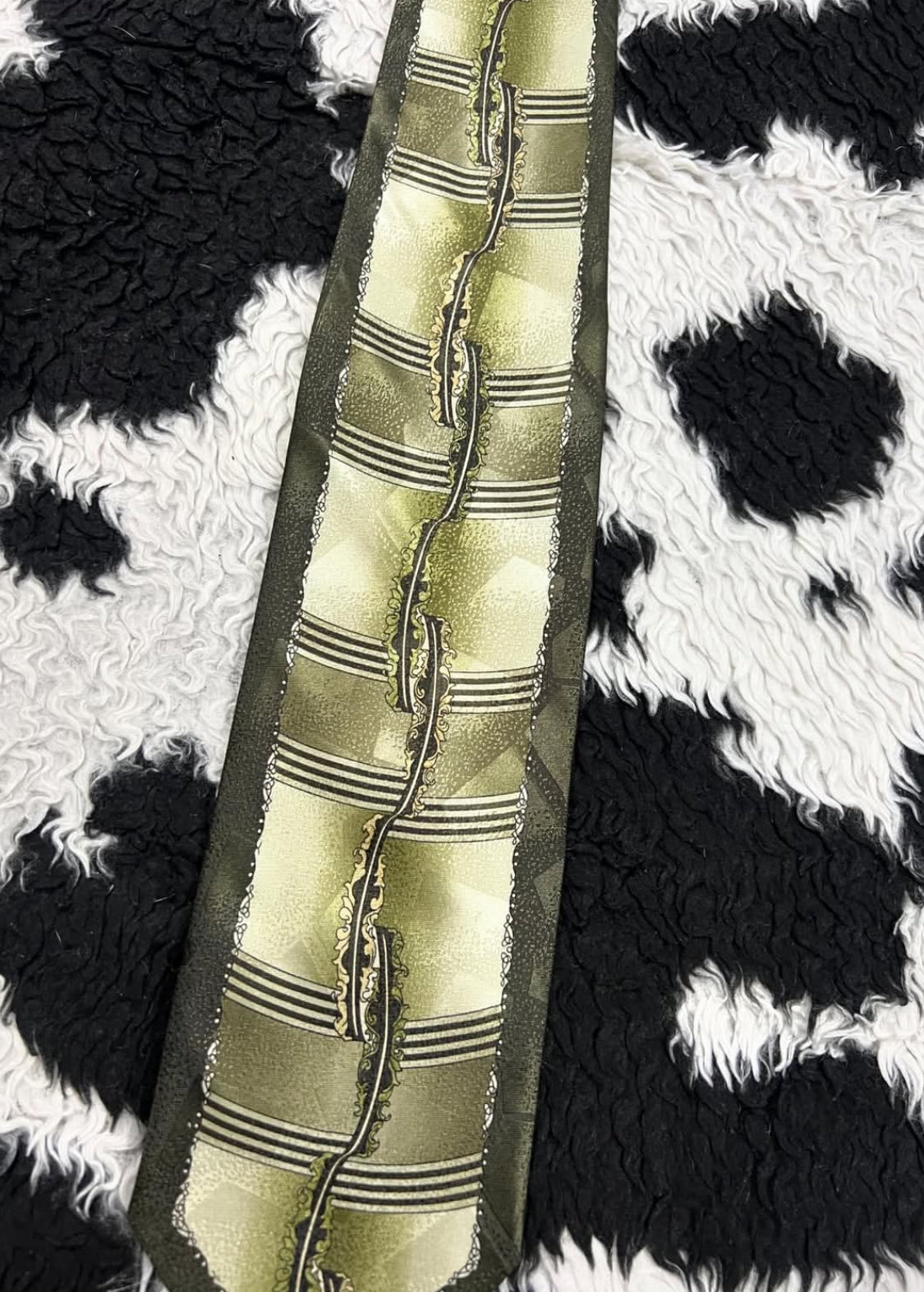 Daniel Elissa Green Bordered Tie