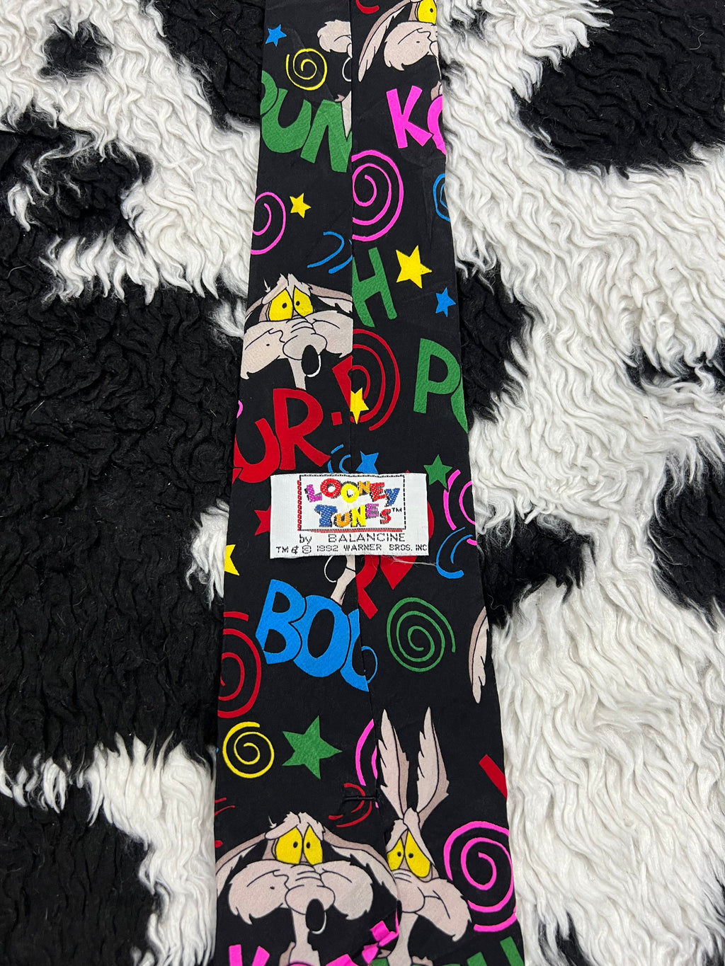 Vintage 1992 Wile E. Coyote Tie