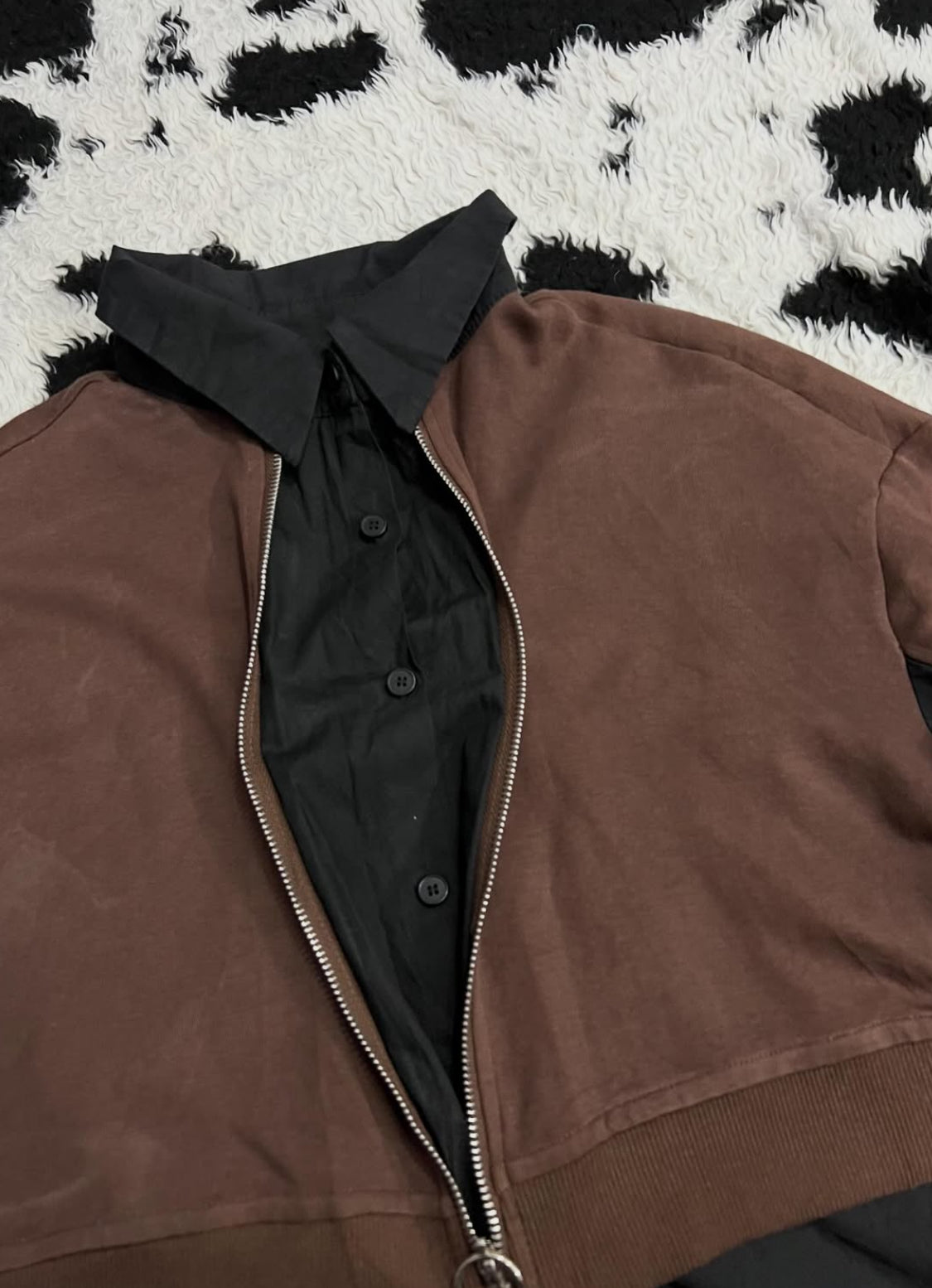 Two-Tone Jacket-Attached Black Buttonup