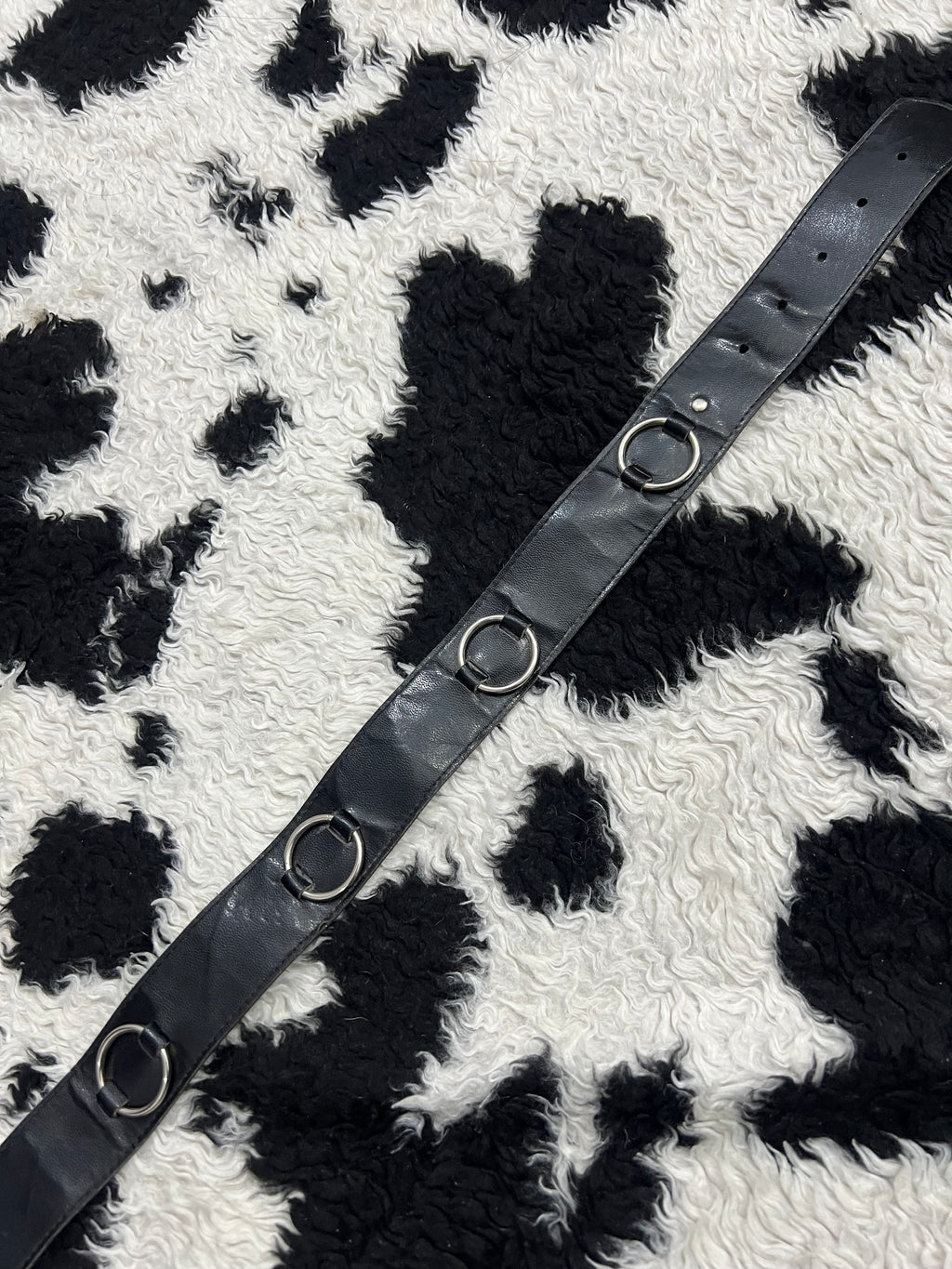 Black Metal Rings Belt