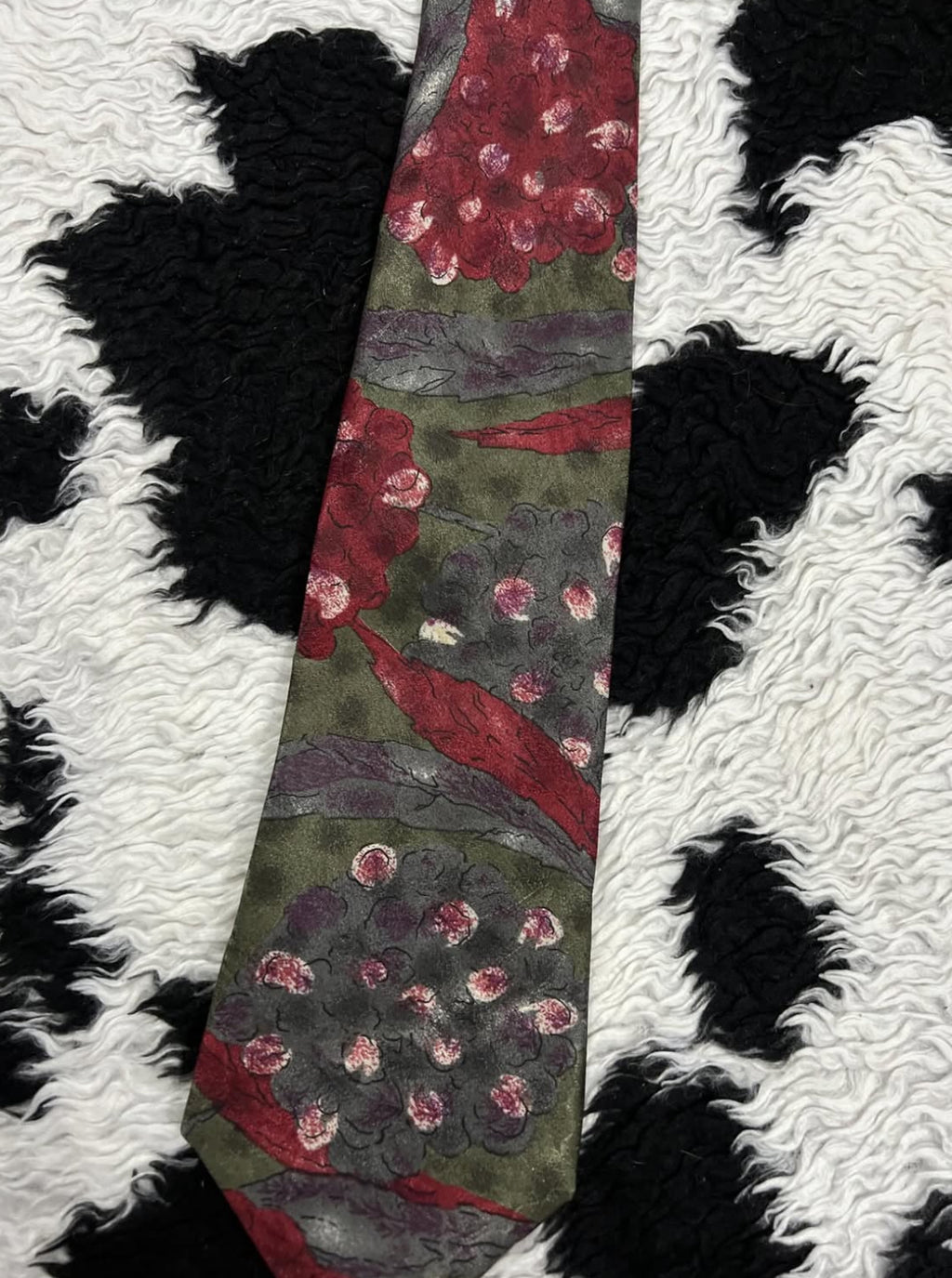 Nature & Flower Bushes Tie