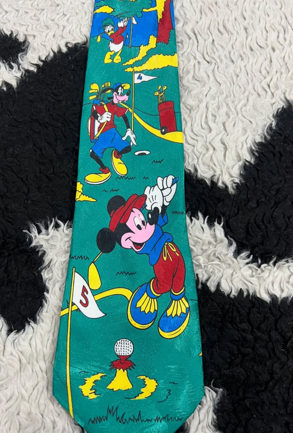 Mickey Mouse & Friends Golfing Tie