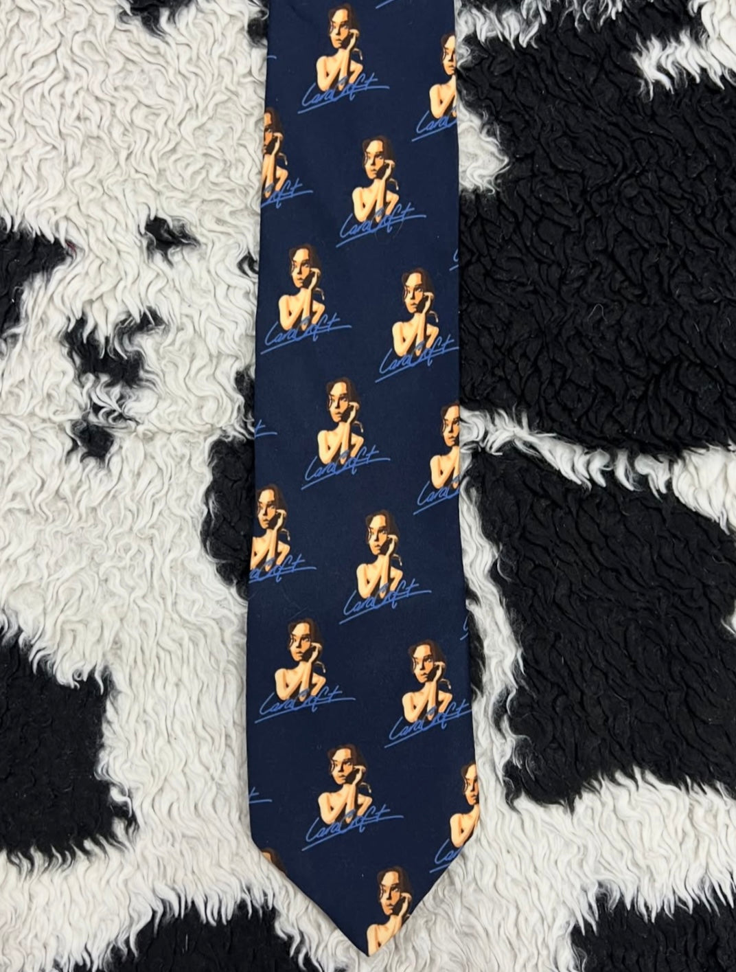 Lara Croft Tie