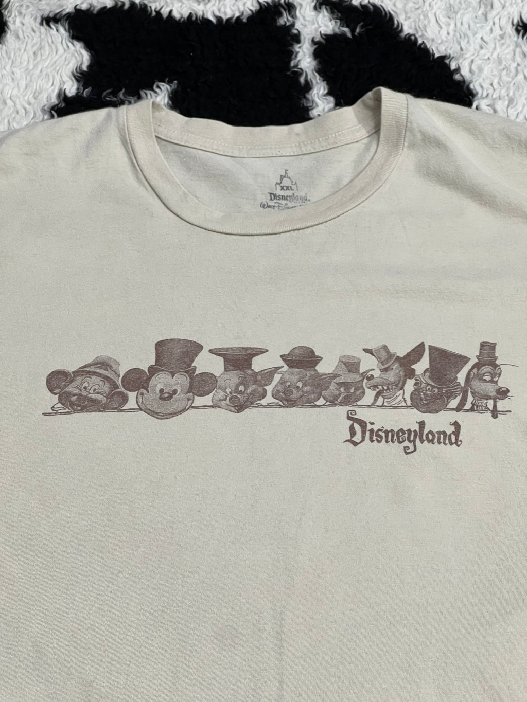 Disneyland Tee (Medium)