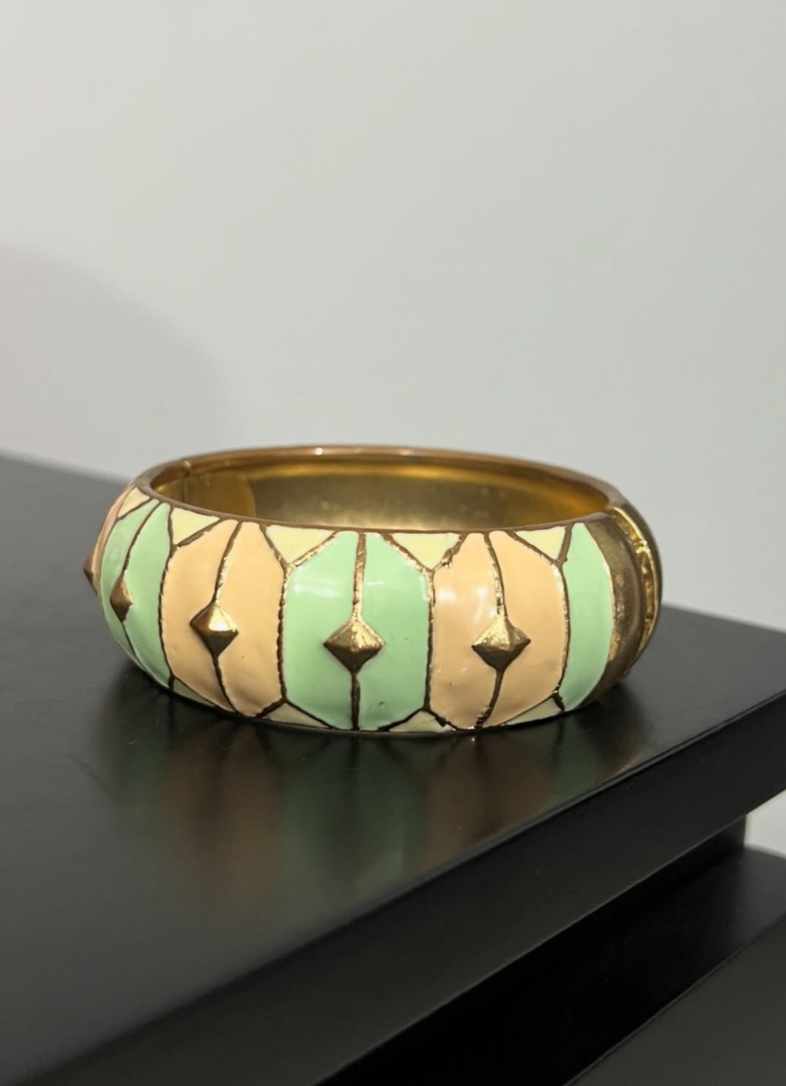 Pastel Openable Gold Bangle