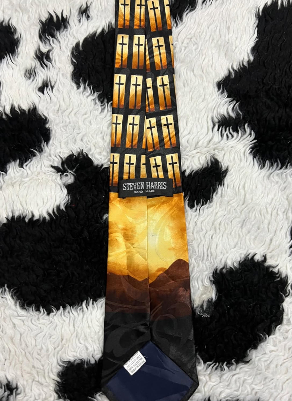 Cross Graveyard Tie