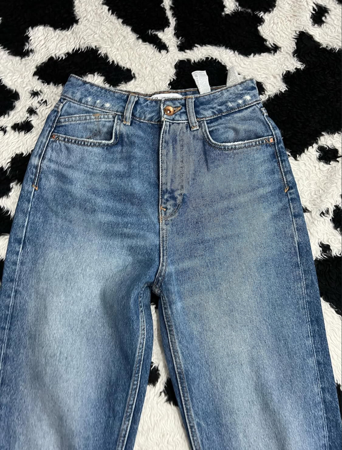 Zara High-Waisted Flare Denims (Waist 24)
