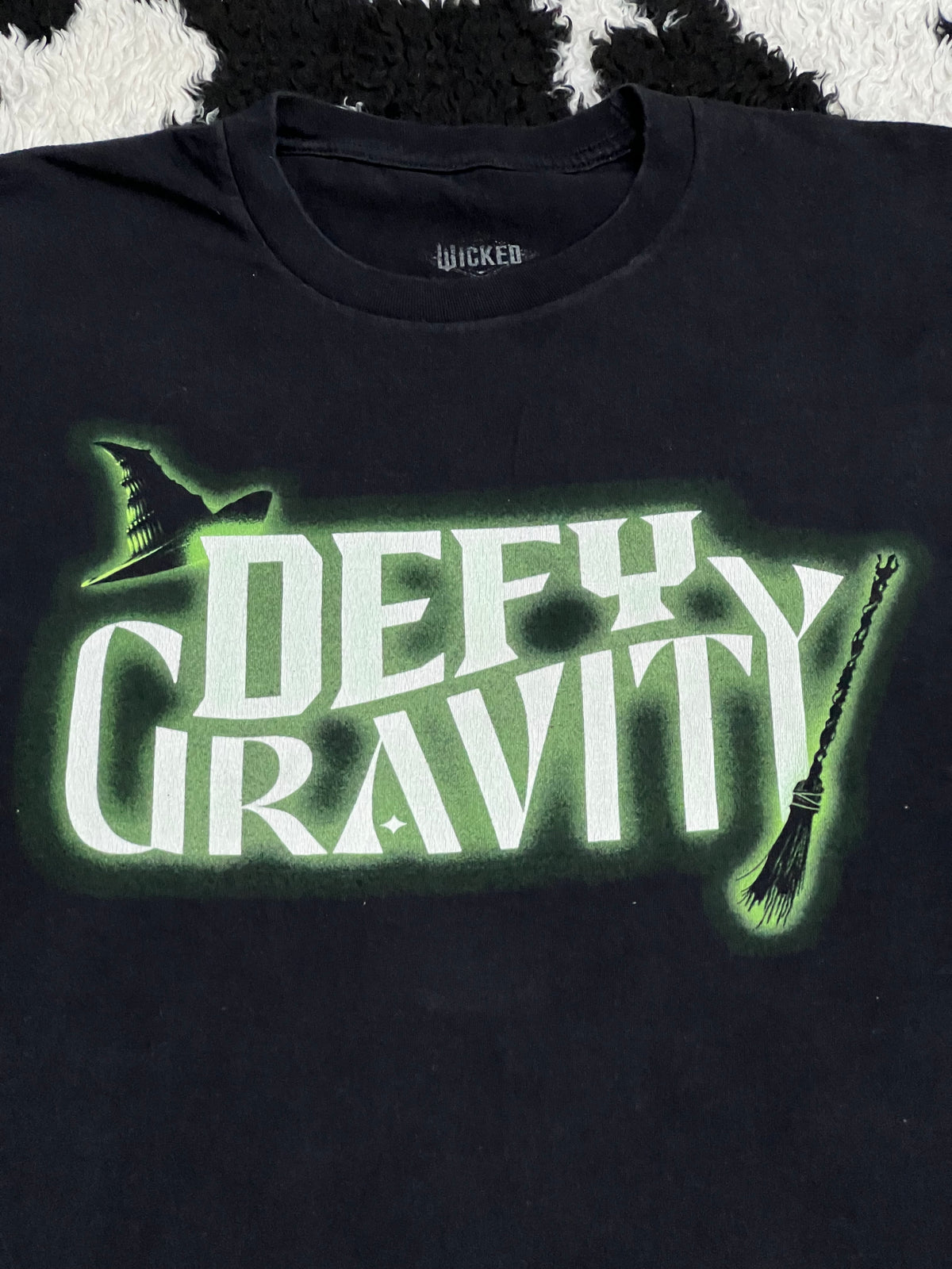 Wicked "Defy Gravity" Tee (Medium)