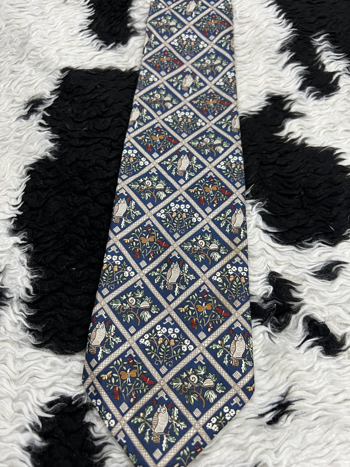 V&A Musuem Owls & Butterflies Tie
