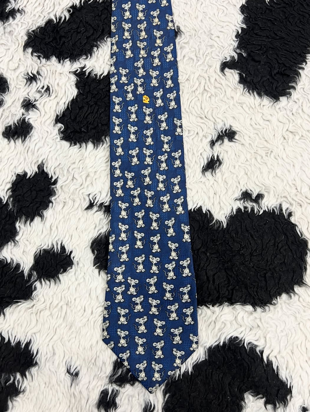 Mouse with Cheese Tie