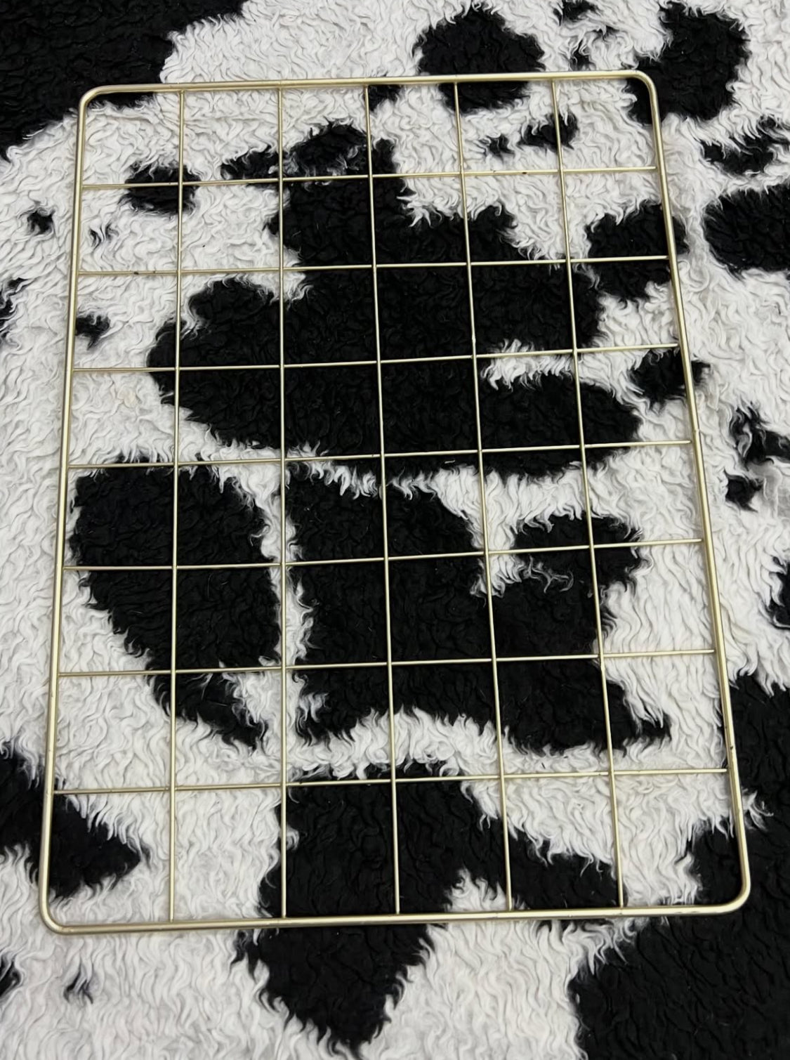Golden Metal Grid
