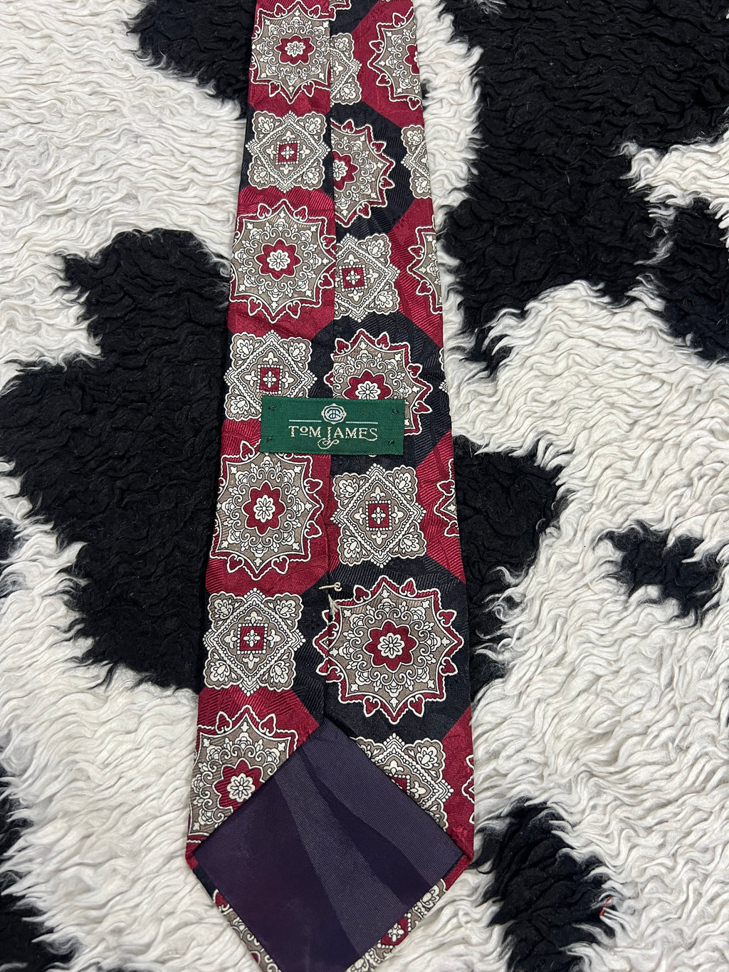 Tom James Black & Red Tie
