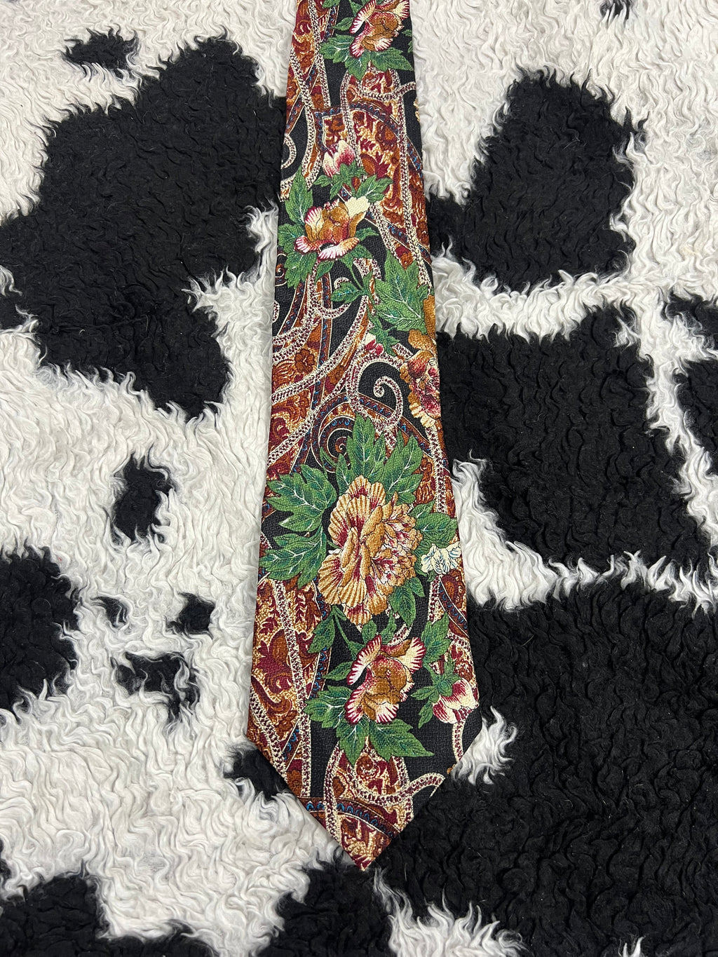 Hunting Horn Floral Tie