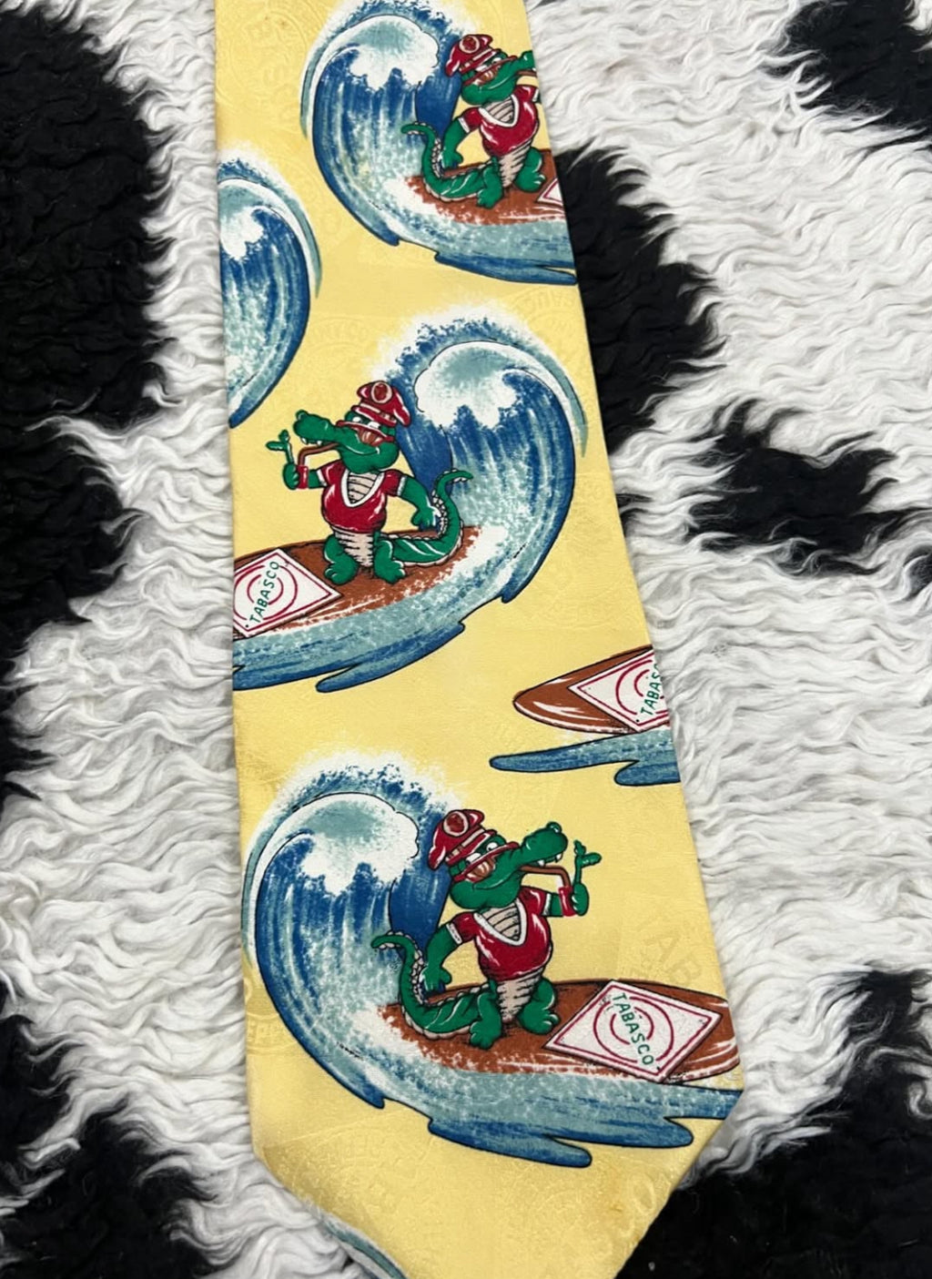 Tabasco Surfing Crocodile Tie