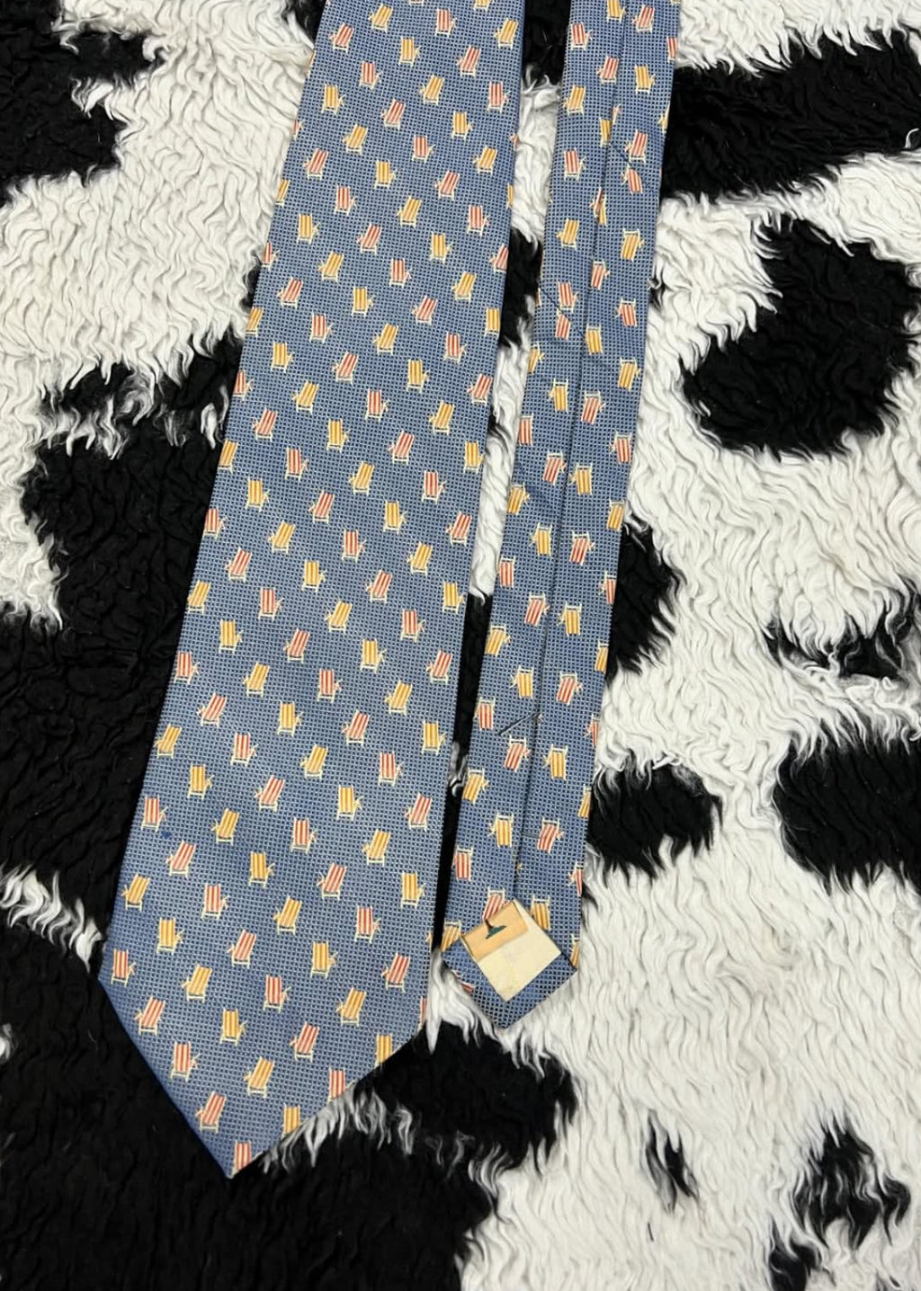 Off Island Beach Chairs Tie