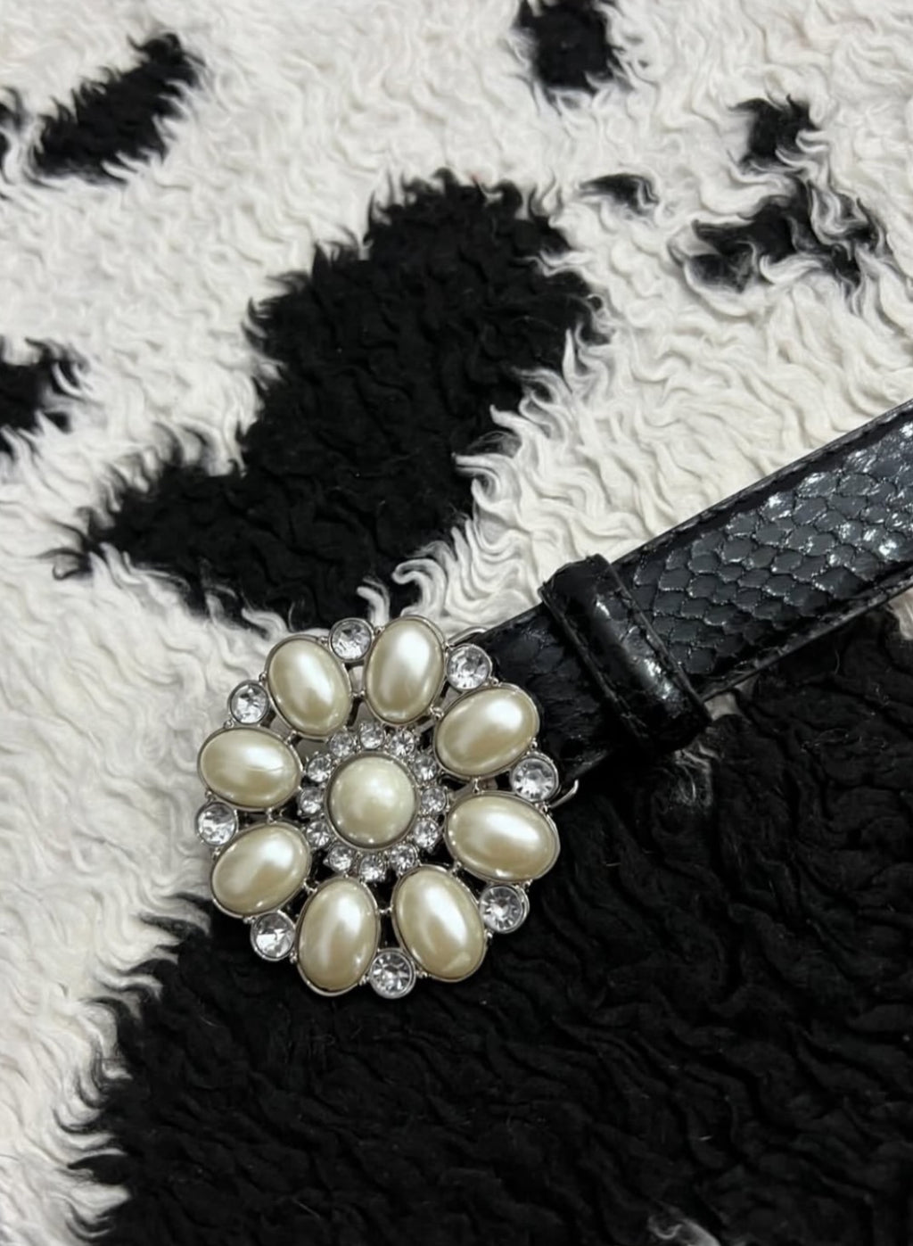 Beaded Floral Buckle Belt