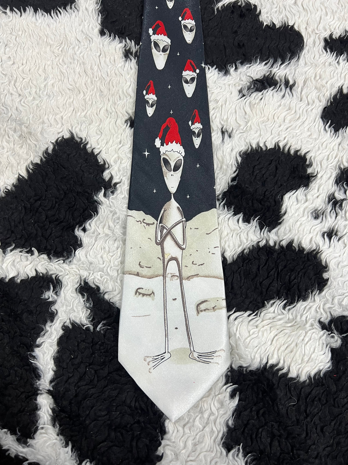Alien Graphic Tie