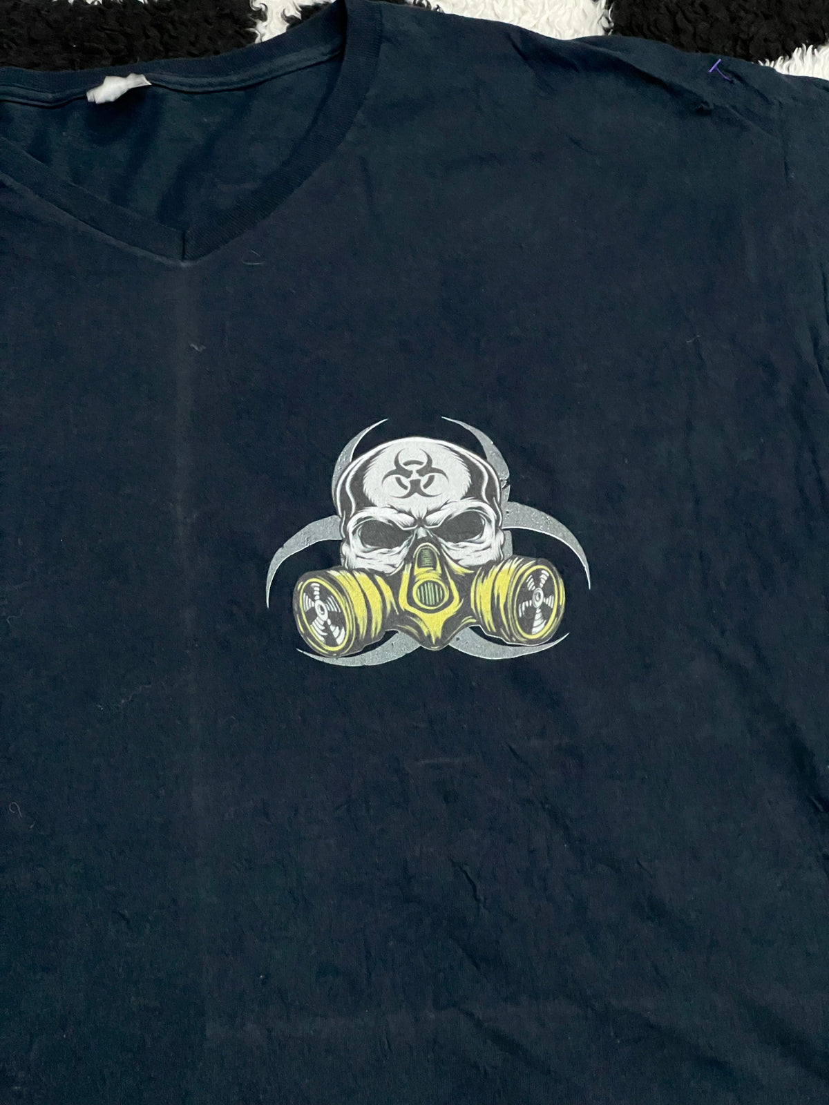 Fruit of the Loom Skull Tee (Extra Large)