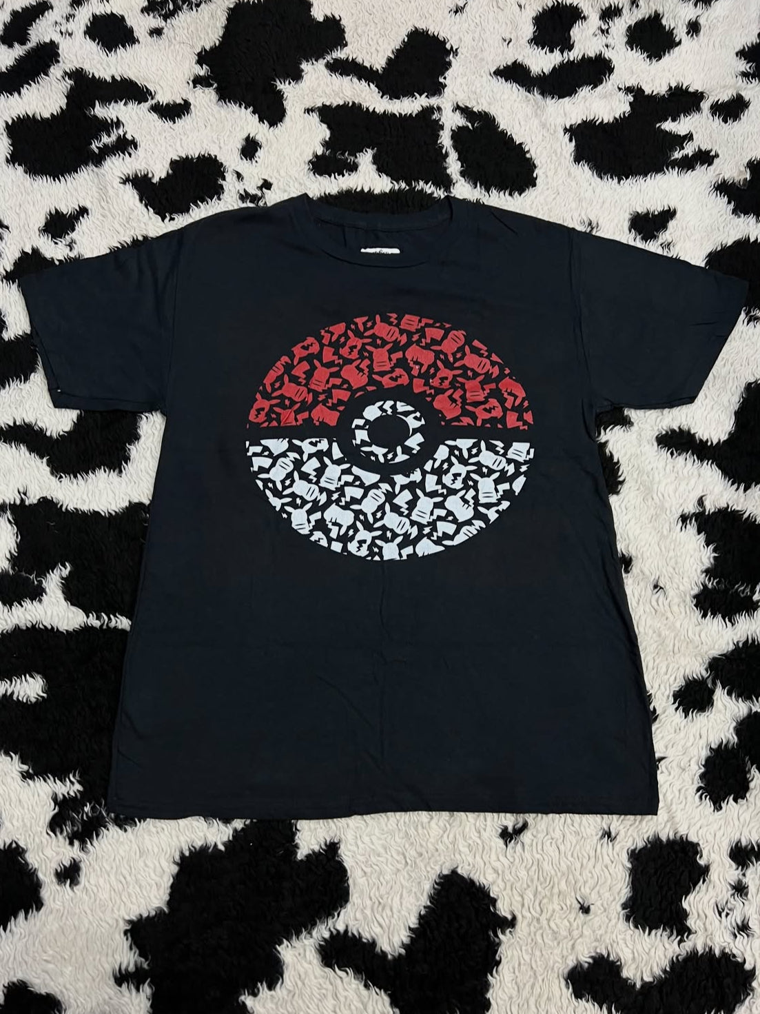 Pokemon Ball Pikachu Tee (Medium - Large)